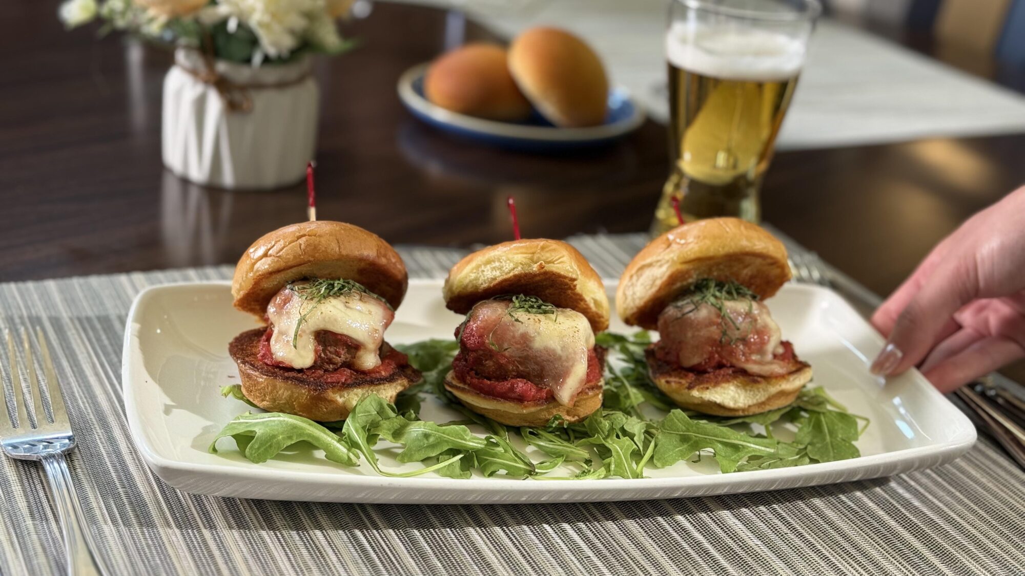Dining sliders 1666